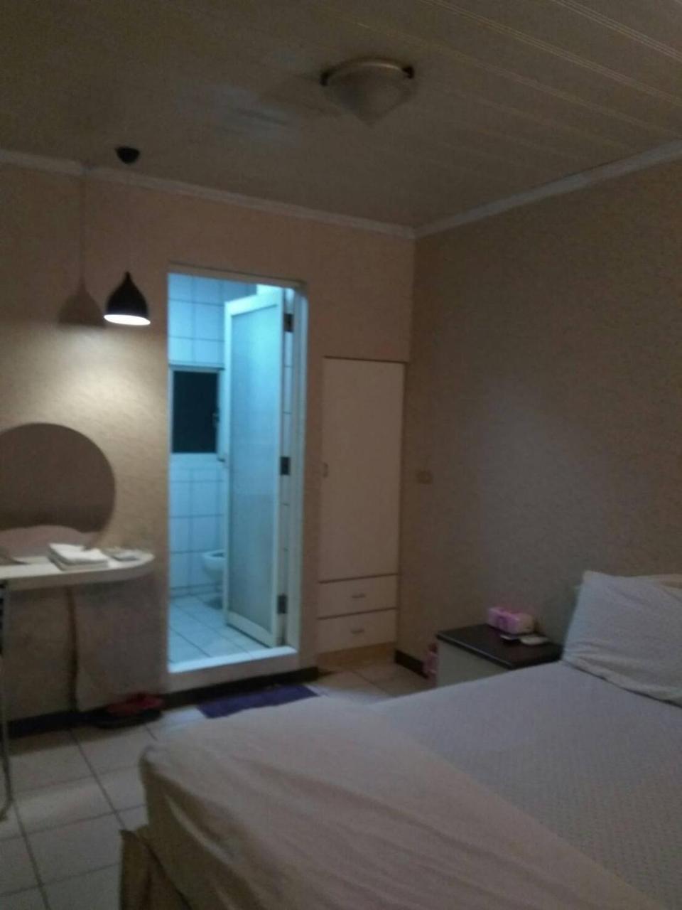 Hua Bin Hotel Yilan Kültér fotó